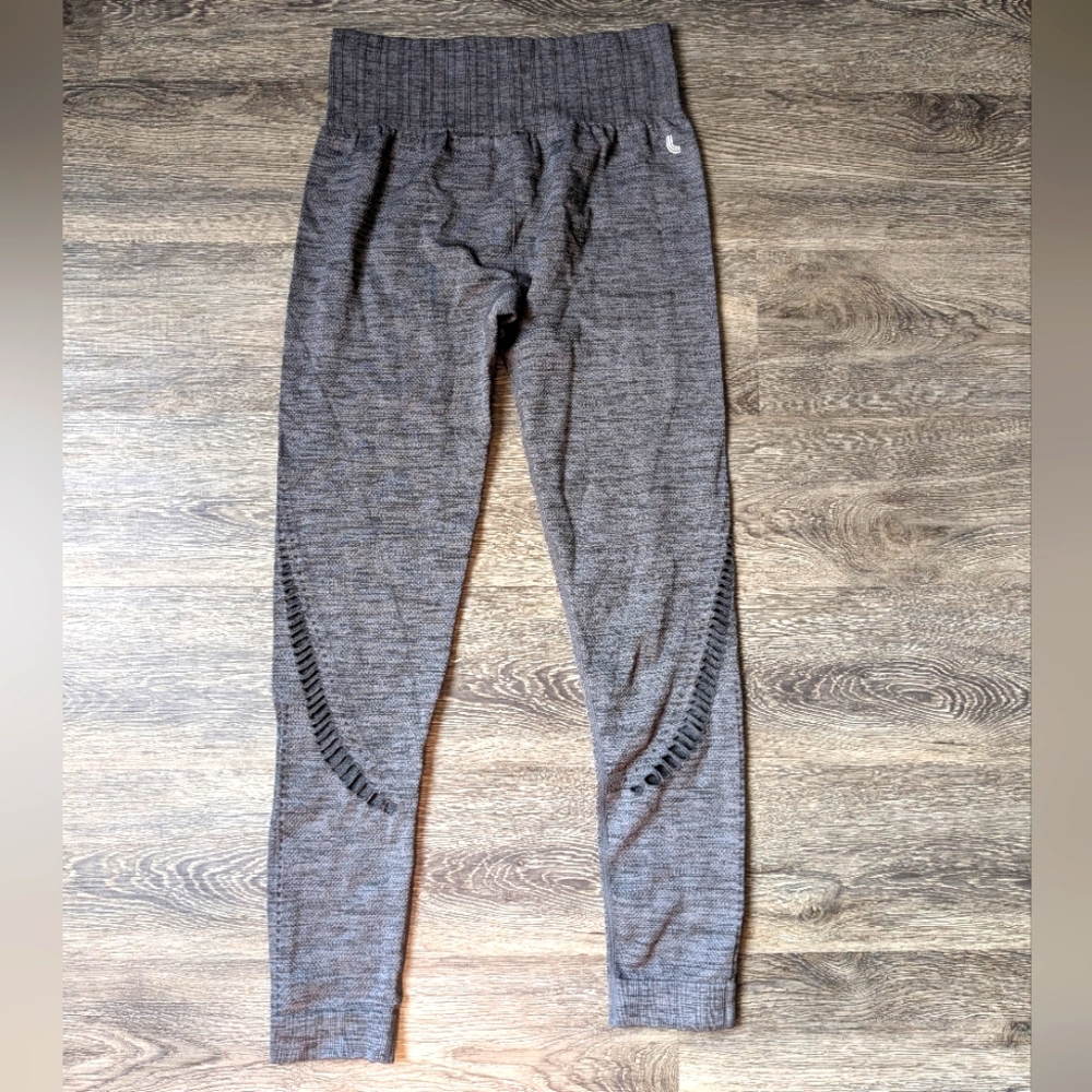 LOLE Women's Grey Leggings, Size M